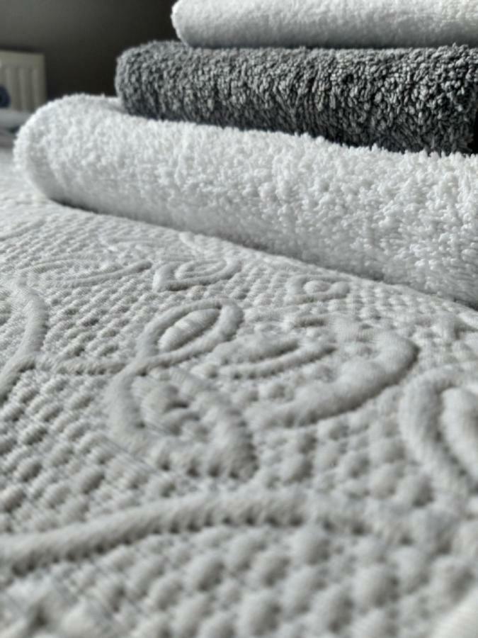 Gray Apartment เคียลเซ ภายนอก รูปภาพ
